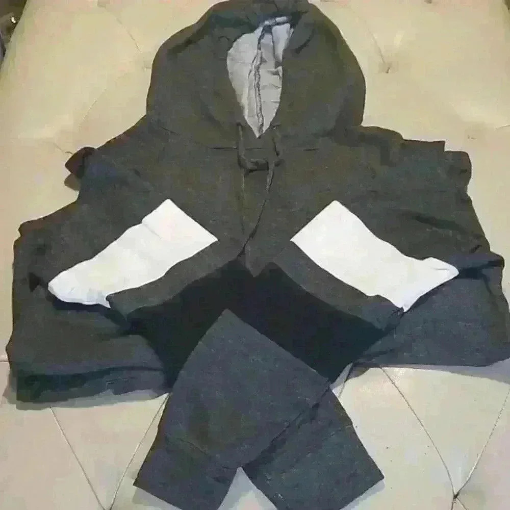 Popular Basics Hoodie sz Large